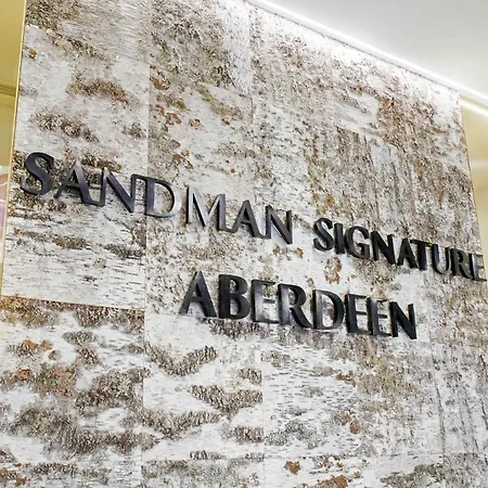 Sandman Signature Aberdeen Hotel & Spa-3